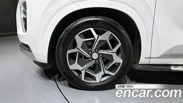 Hyundai Palisade Palisade Дизель 2.2 2WD — Фото автомобиля 5