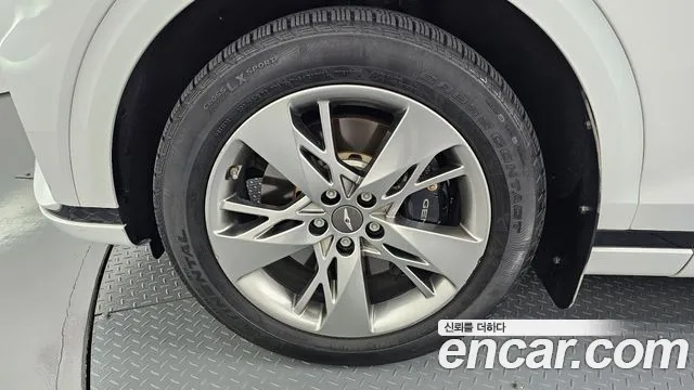 Genesis GV70 2.2 Дизель AWD — Фото автомобиля 4