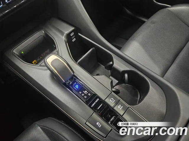 Toyota Crown — Фото автомобиля 14