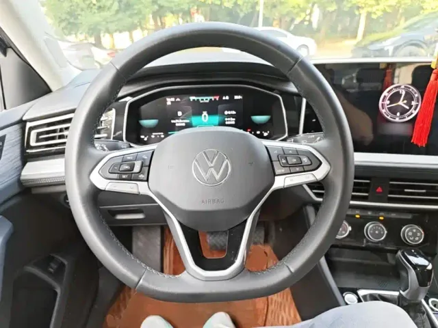 Volkswagen Sagitar — Фото автомобиля 10