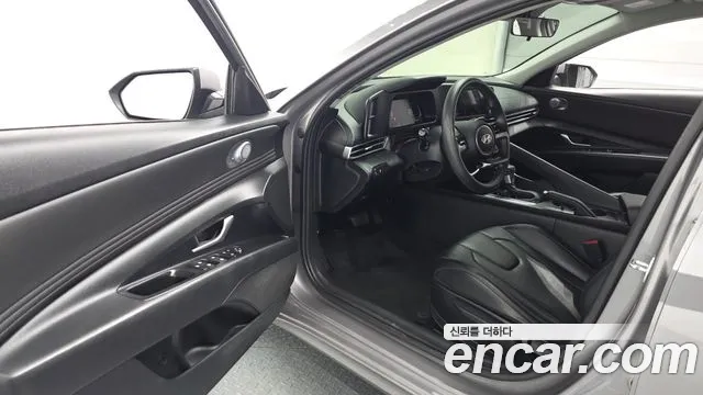 Hyundai Avante CN7 — Фото автомобиля 10