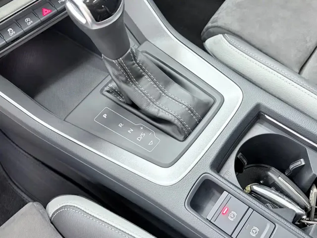 Audi Q3 — Фото автомобиля 14