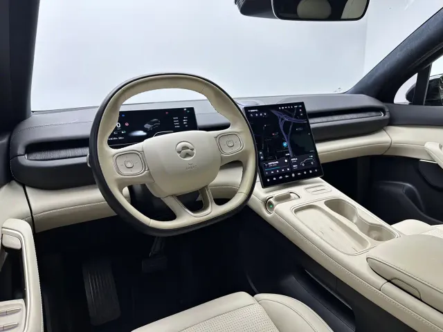 Nio ES6 — Фото автомобиля 12