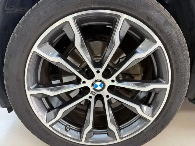 BMW X3 — Фото автомобиля 18