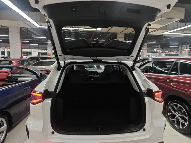 Changan X5 Plus — Фото автомобиля 18