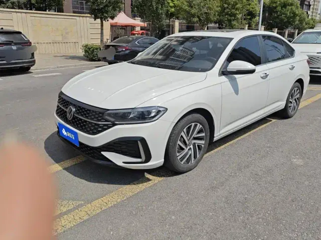 Фотография автомобиля — Volkswagen Lavida