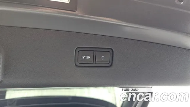 Genesis GV70 2.5T Бензин AWD — Фото автомобиля 27