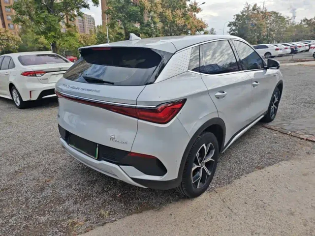 BYD Yuan PLUS — Фото автомобиля 6