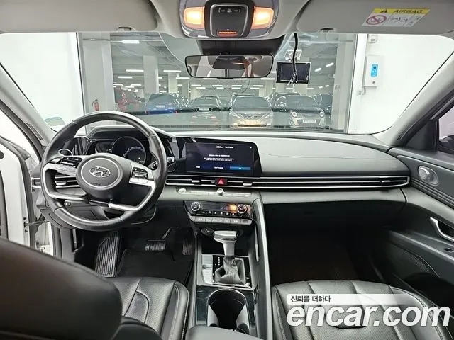 Hyundai Avante CN7 — Фото автомобиля 7