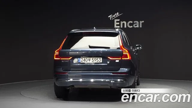 Вольво XC60 — Фото автомобиля 4