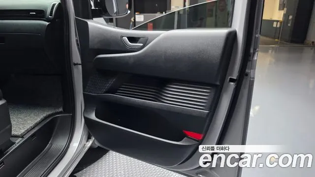 Hyundai Staria — Фото автомобиля 22