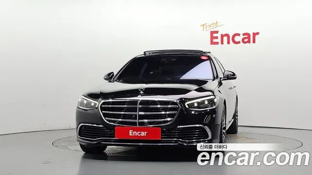 Mercedes-Benz S-Class — Фото автомобиля 3