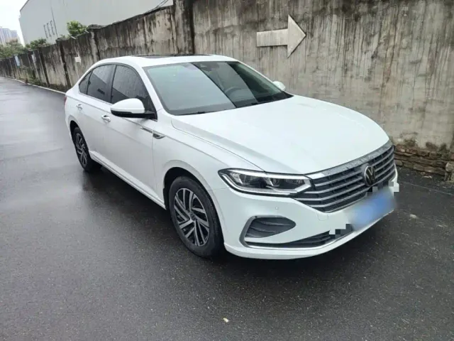 Volkswagen Lavida — Фото автомобиля 3