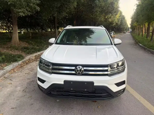 Volkswagen Tharu — Фото автомобиля 2