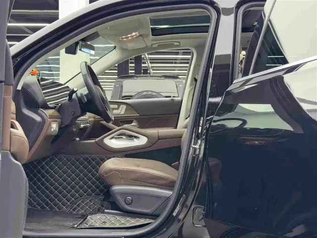 Mercedes-Benz GLE-Class — Фото автомобиля 8