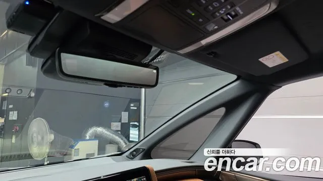 Toyota Alphard — Фото автомобиля 20