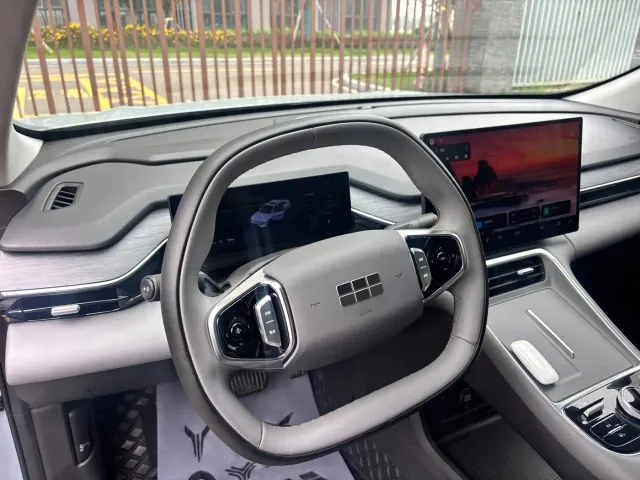 Geely Galaxy L6 — Фото автомобиля 9