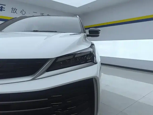 Geely Binyue — Фото автомобиля 5