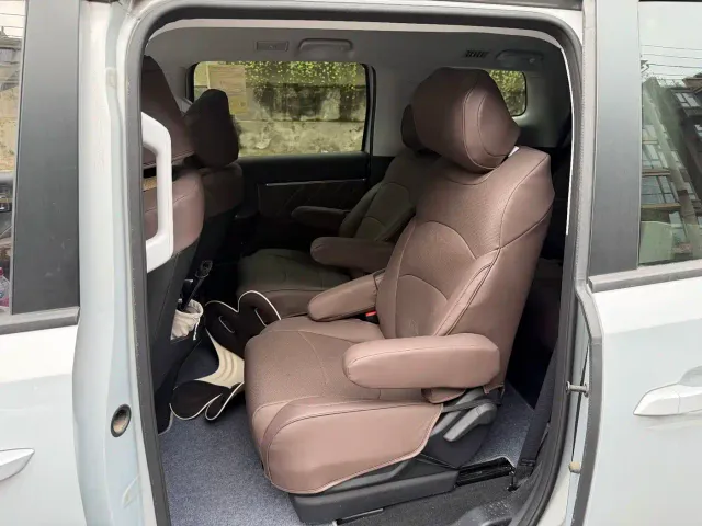 Wuling Starlight 730 — Фото автомобиля 6