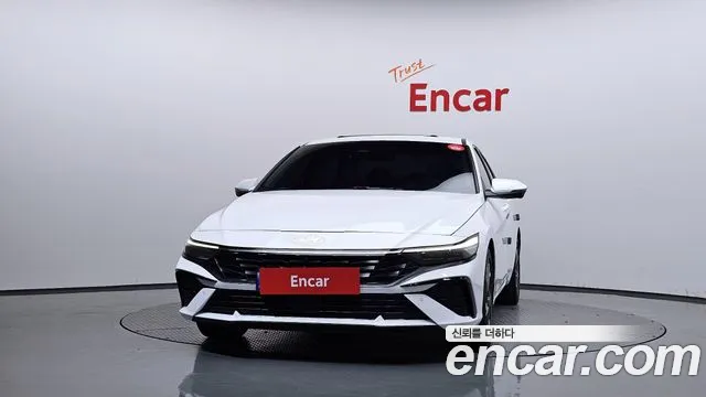 Hyundai Avante — Фото автомобиля 3
