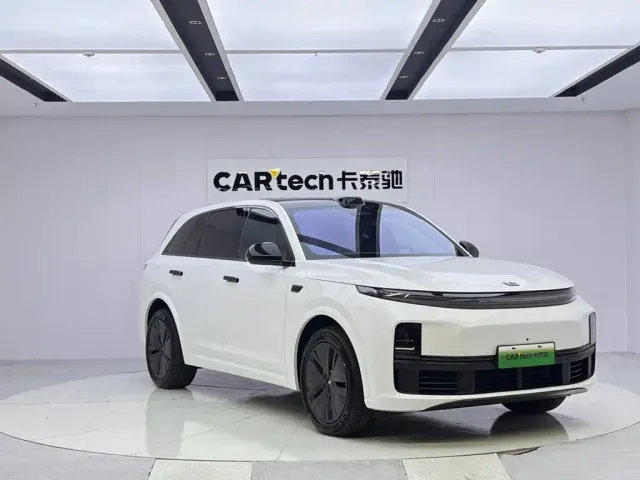 Li Auto L7 — Фото автомобиля 7