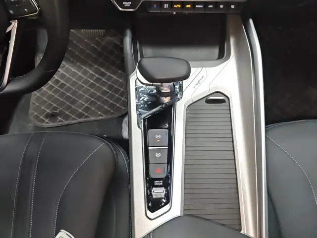 Geely Xing Rui 2025 Oriental Glory 1.5TD Soaring Edition — Фото автомобиля 6