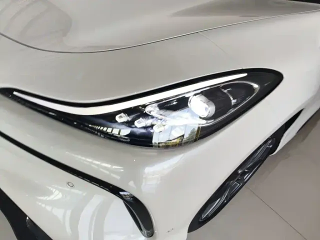 IM Motors LS6 — Фото автомобиля 23