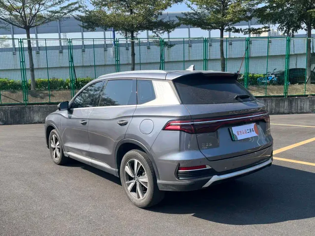 BYD Song Pro — Фото автомобиля 4