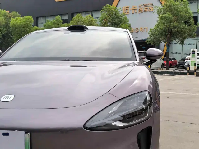 Xiaomi SU7 — Фото автомобиля 4
