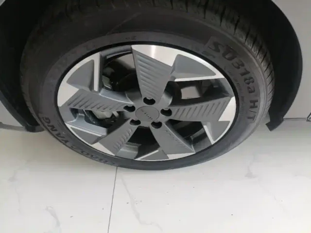 GAC Aion Y — Фото автомобиля 22