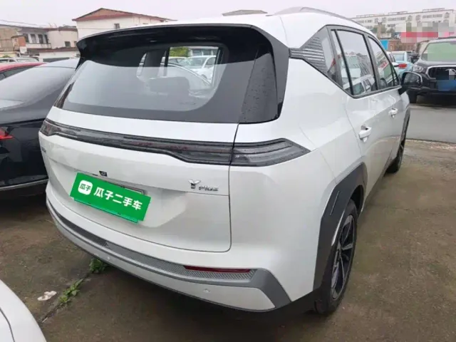 GAC Aion Y — Фото автомобиля 6