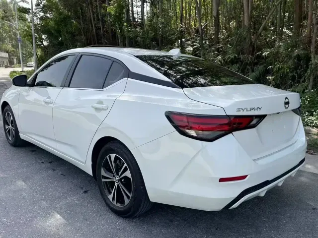 Nissan Sylphy — Фото автомобиля 6