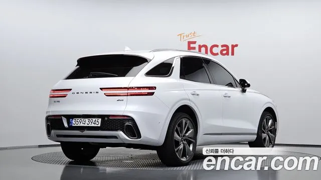 Genesis GV70 2.5T Бензин AWD — Фото автомобиля 2