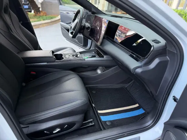 BYD Seal — Фото автомобиля 5