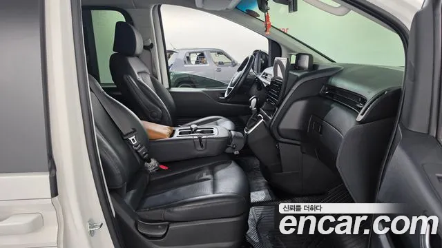 Hyundai Staria — Фото автомобиля 16