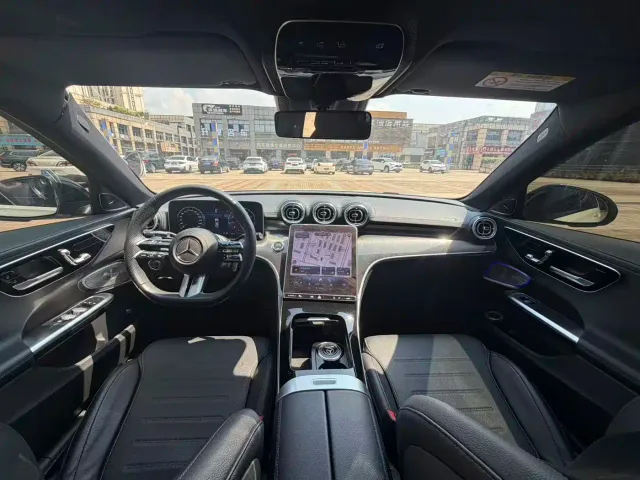 Mercedes-Benz C-Class — Фото автомобиля 4