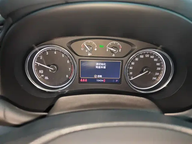 Buick LaCrosse — Фото автомобиля 11