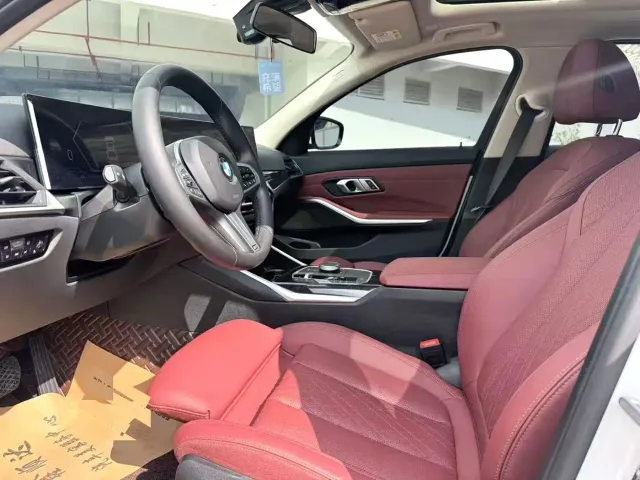 BMW 3 Series — Фото автомобиля 7