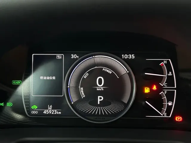 Lexus ES — Фото автомобиля 20