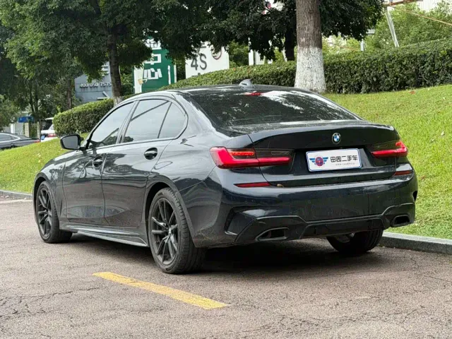 BMW 3 Series — Фото автомобиля 4