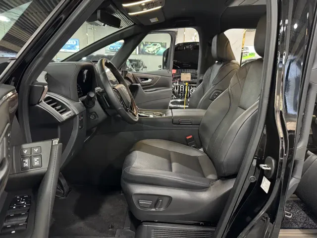 Toyota Alphard — Фото автомобиля 4