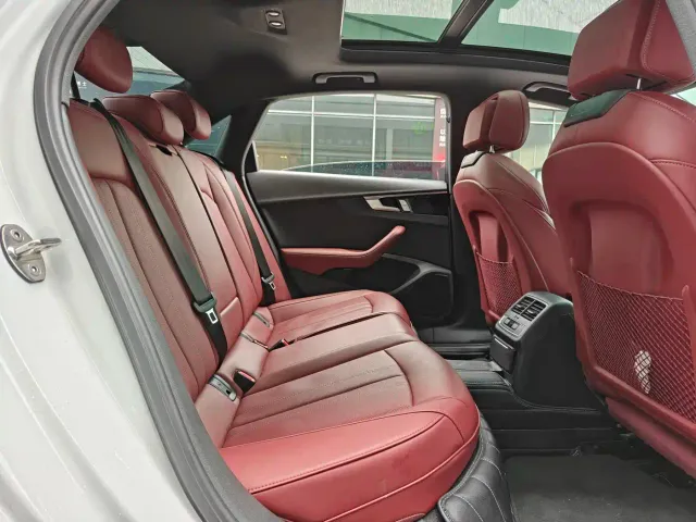 Audi A4L — Фото автомобиля 7