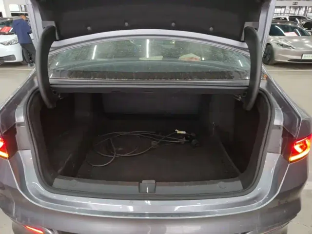 BYD Qin PLUS — Фото автомобиля 18