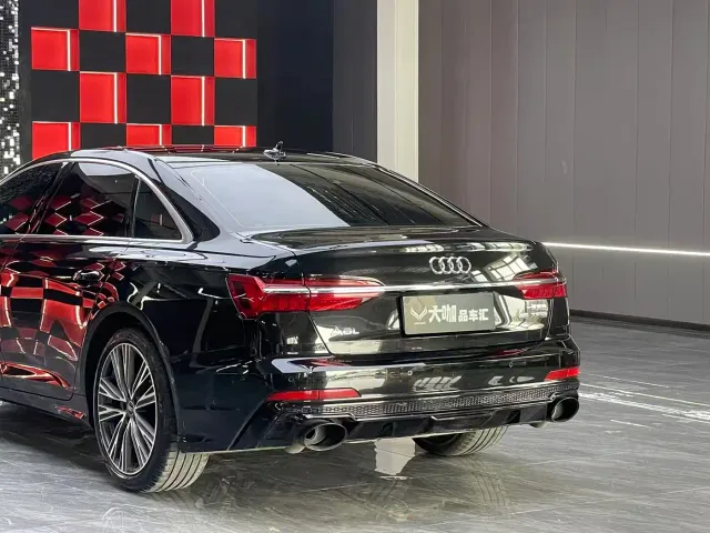 Audi A6L — Фото автомобиля 6