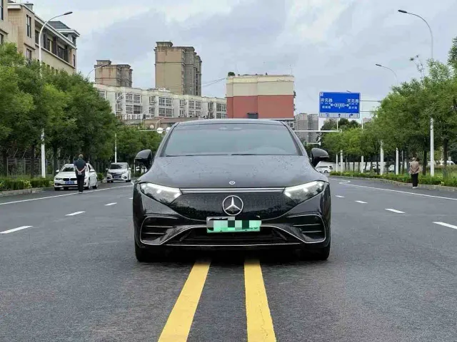 Mercedes-Benz EQS — Фото автомобиля 2