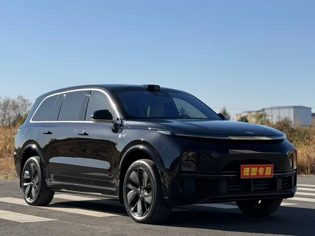 Li Auto L9 — Фото автомобиля 3