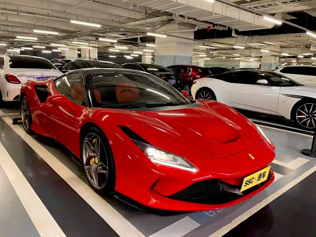 Ferrari F8 — Фото автомобиля 3