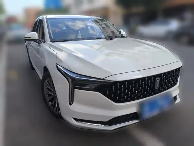 Bestune B70 — Фото автомобиля 23