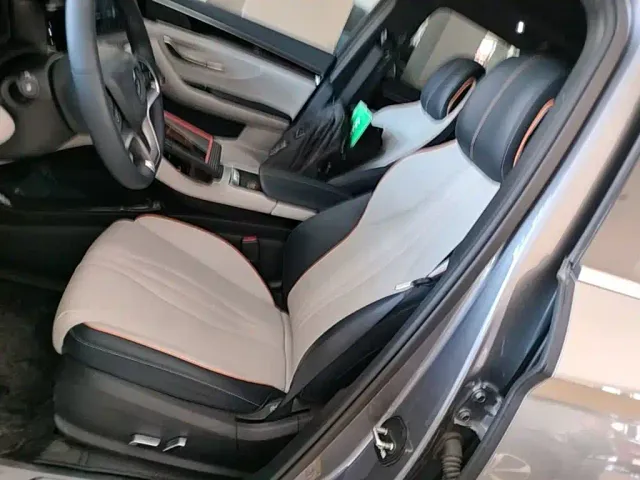 BYD Song PLUS — Фото автомобиля 14