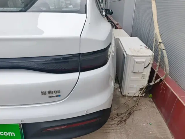 BYD Seal 05 DM-i — Фото автомобиля 7